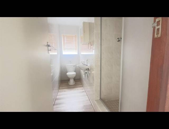 3 BEDROOM HOUSE FOR SALE IN FRAAIUITSIG